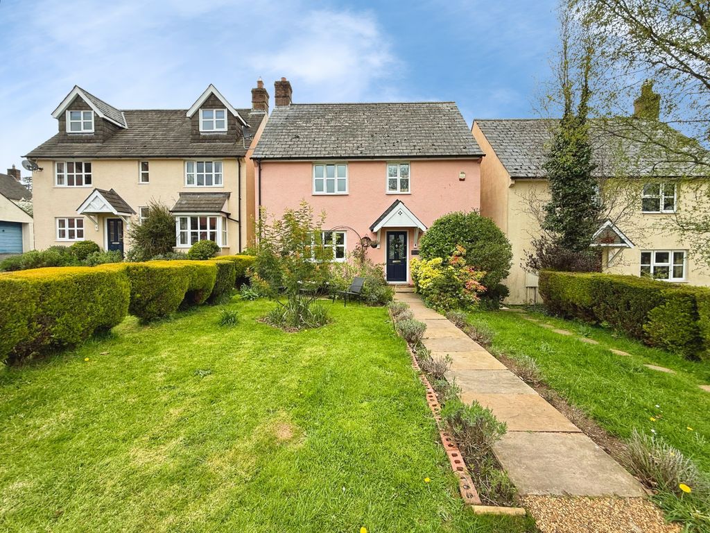 Property photo 1 of 19 Front