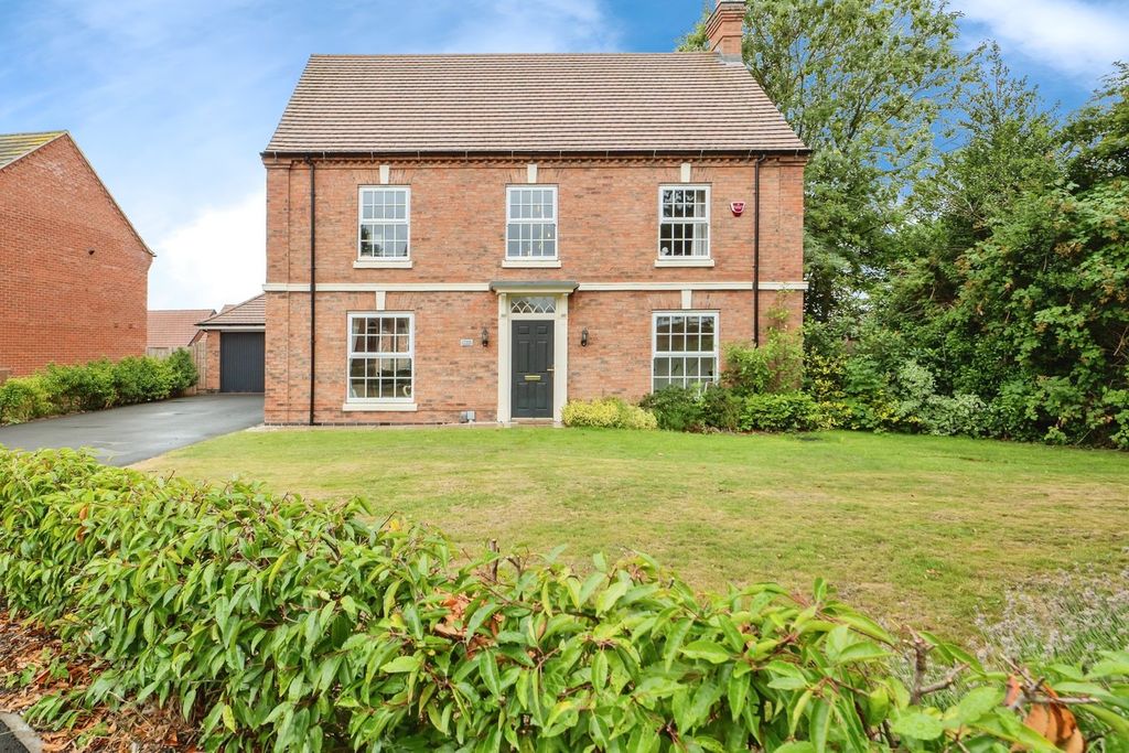 Property photo 1 of 19