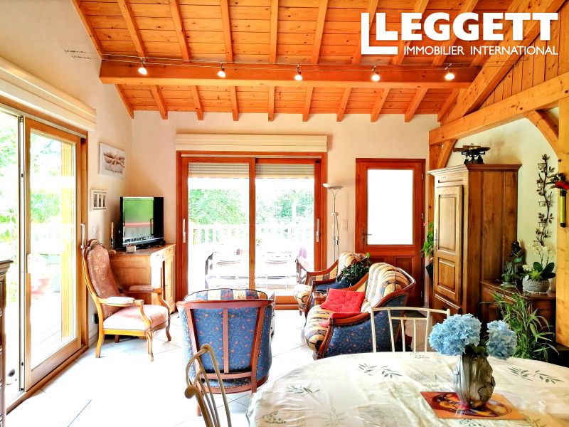 Property photo 3 of 10