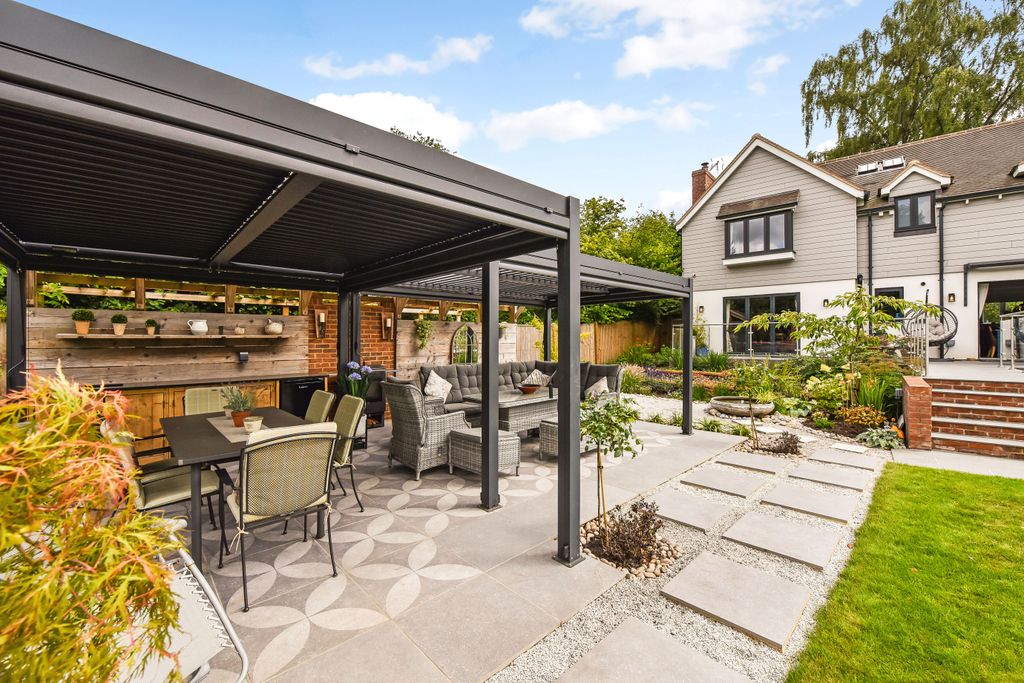 Additional image 23 of 4 bed detached house for saleMint Road, Liss Forest, Hampshire GU33