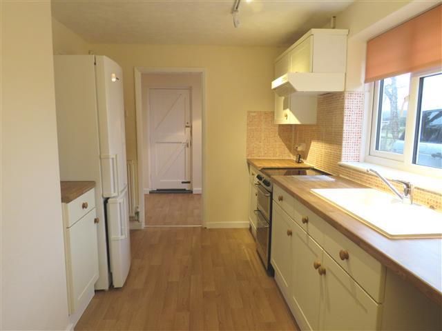 Property photo 3 of 16 Kitchen