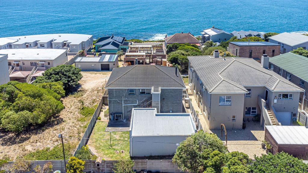 Property photo 2 of 30 1Sw1728663