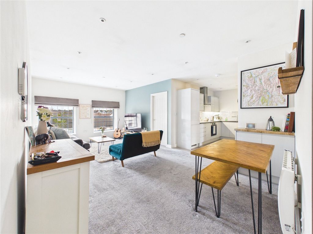 Property photo 1 of 16 Picture No. 06