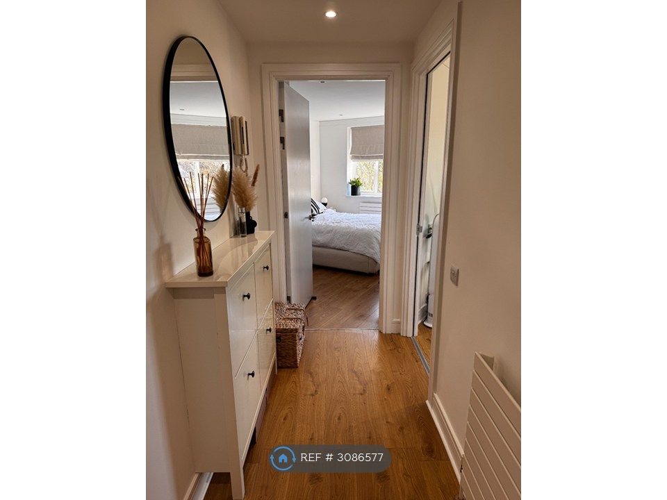 Property photo 3 of 25