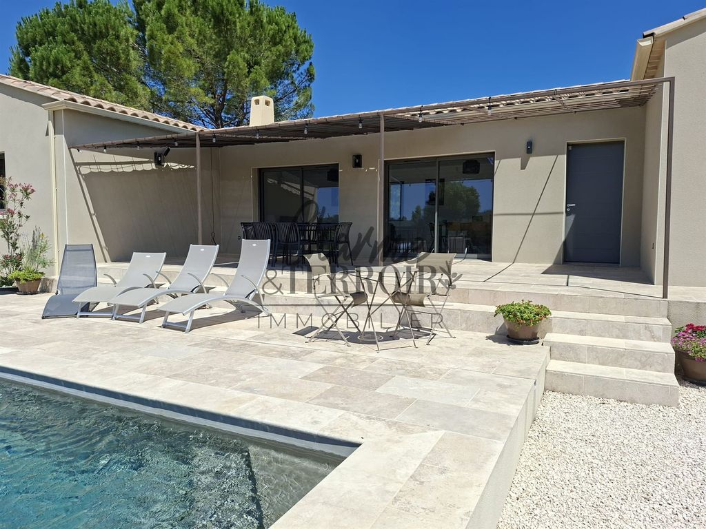 Property photo 1 of 14 Chic Country Villa With Pool!