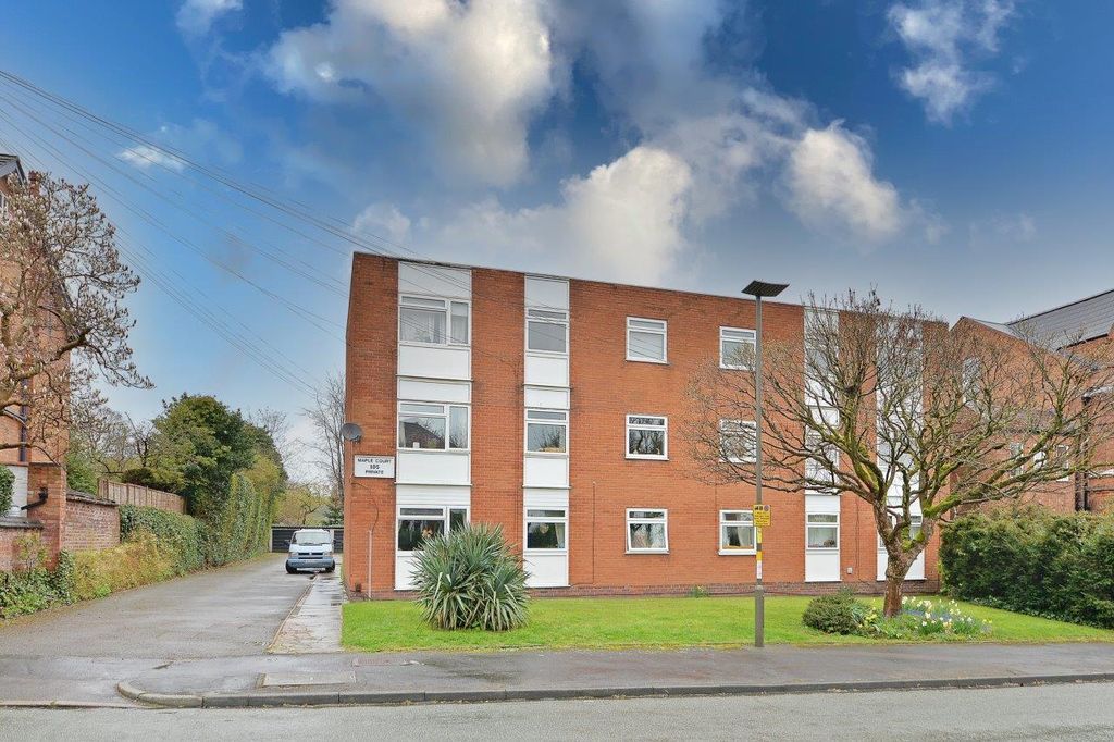 Property photo 1 of 13