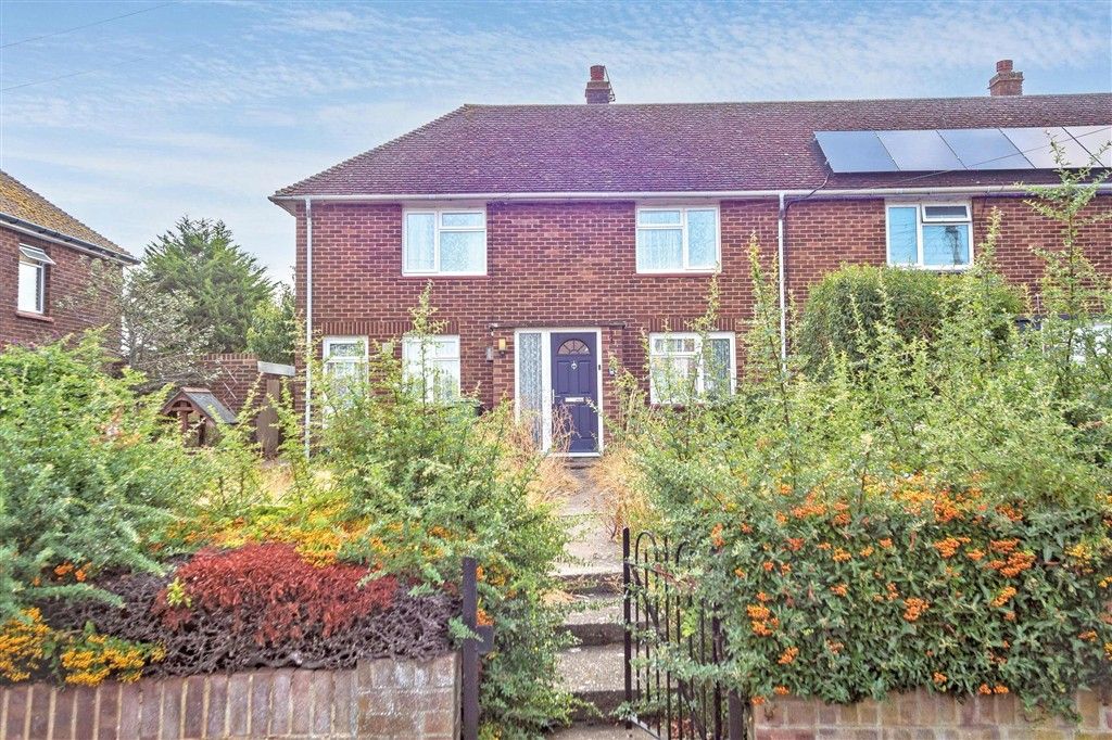 Property photo 1 of 9