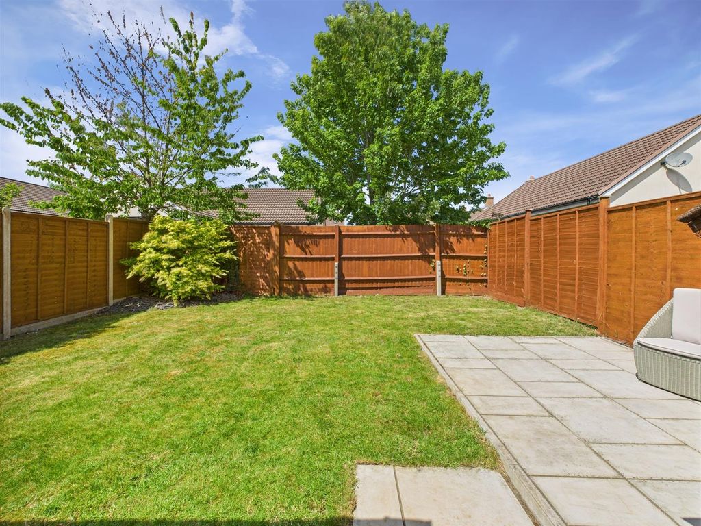 Property photo 3 of 18