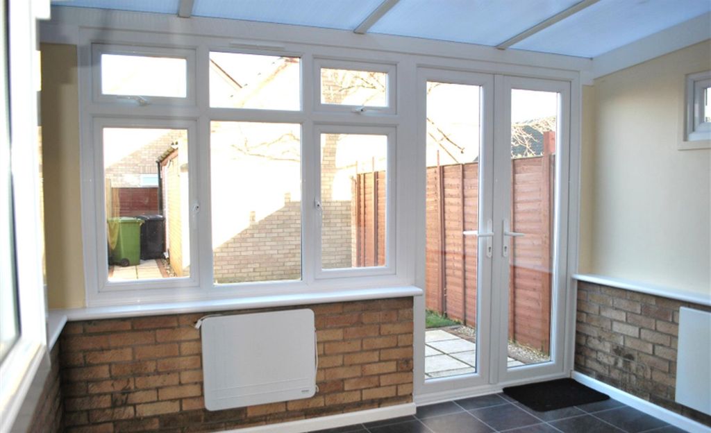 Property photo 3 of 4 Conservatory.Png
