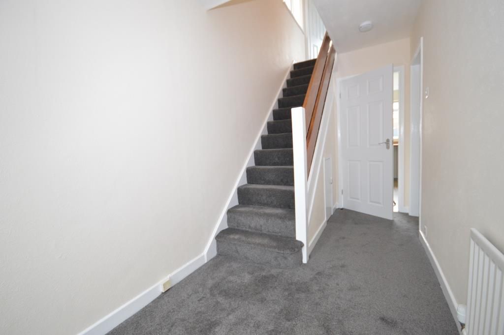 Property photo 3 of 12 Entrance Hall