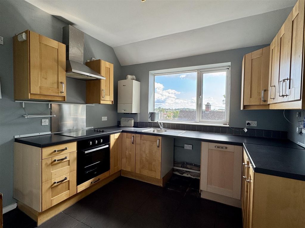Property photo 2 of 23 Kitchen