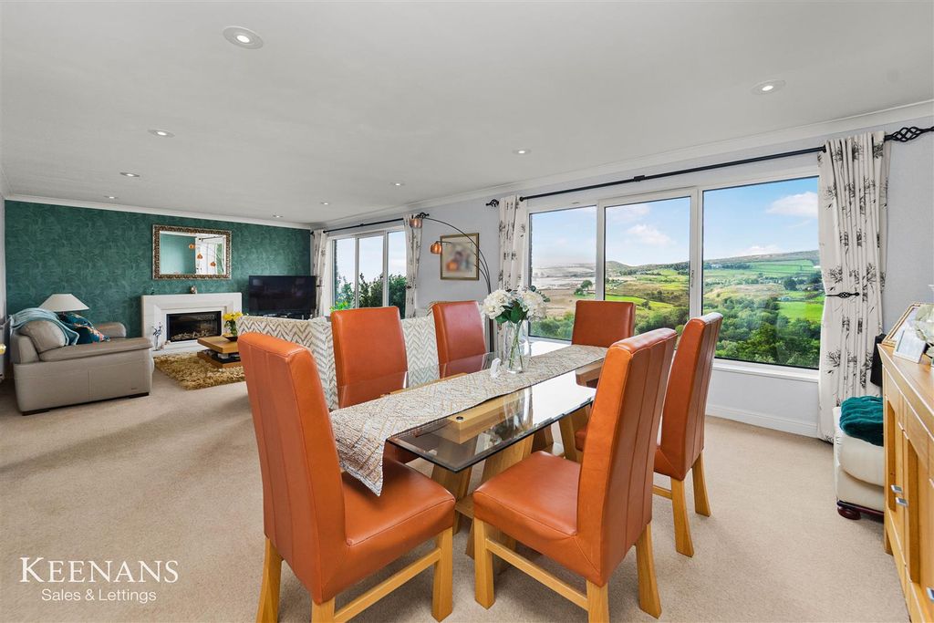 Property photo 3 of 55 3.Jpg