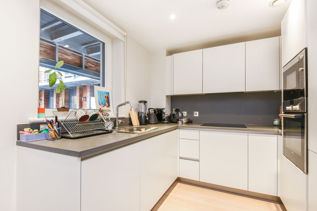 Property photo 2 of 9 209803 (2)