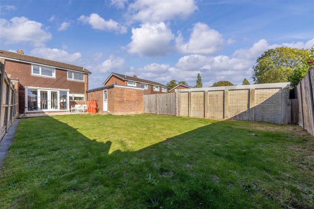 Property photo 2 of 17 Ba-17.Jpg