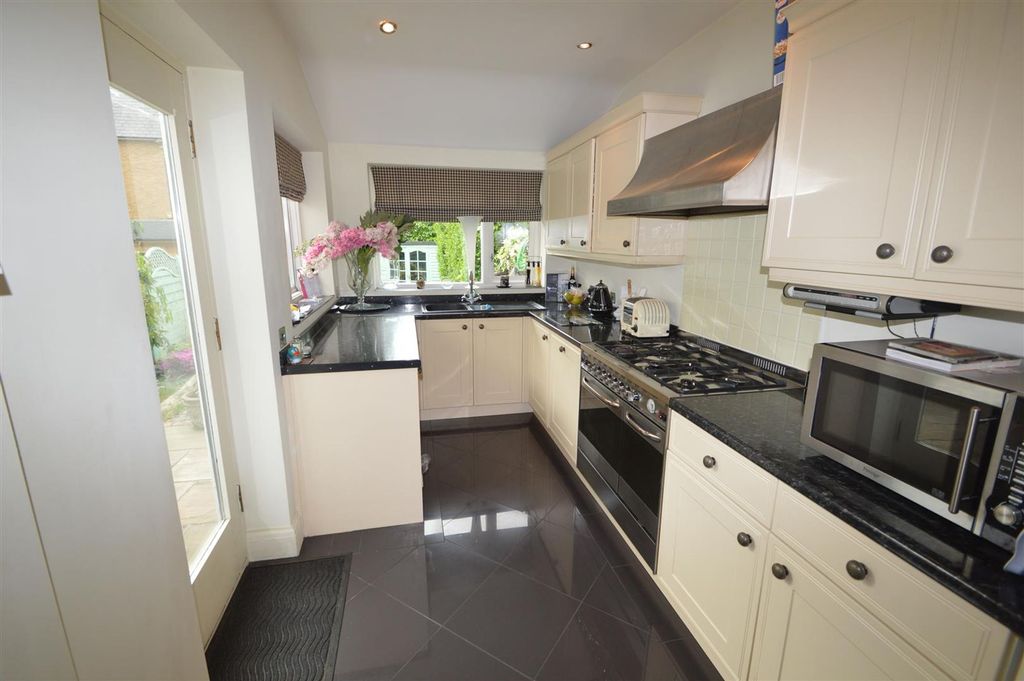 Property photo 1 of 4 Dsc_0833 (2).Jpg