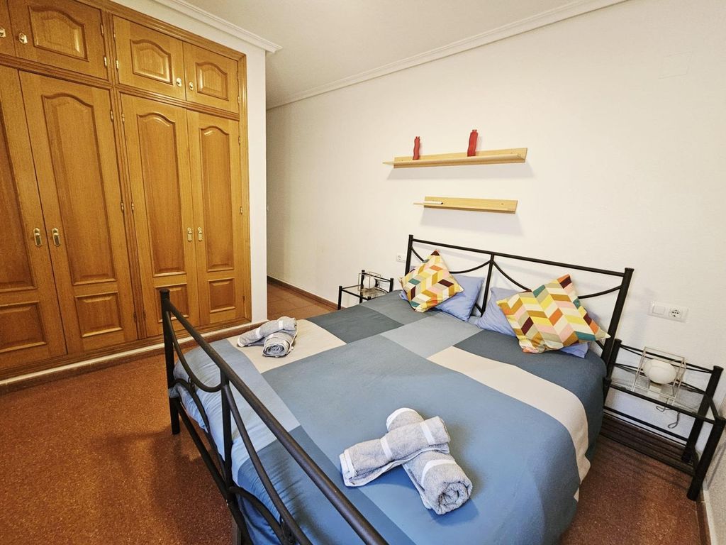 Property photo 3 of 31