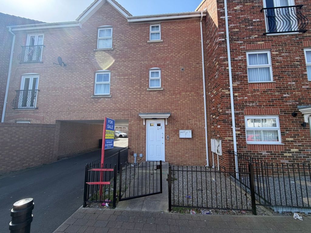 Property photo 1 of 10 6d067448-6192-4Af2-946F-d644849184c2