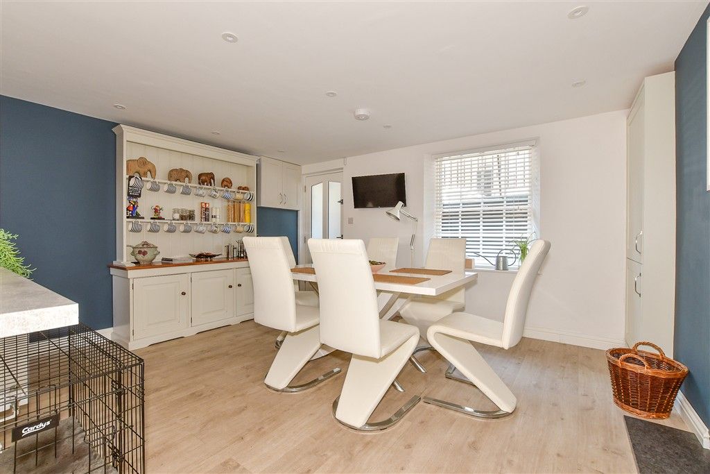 Property photo 3 of 21 Kitchen/Diner