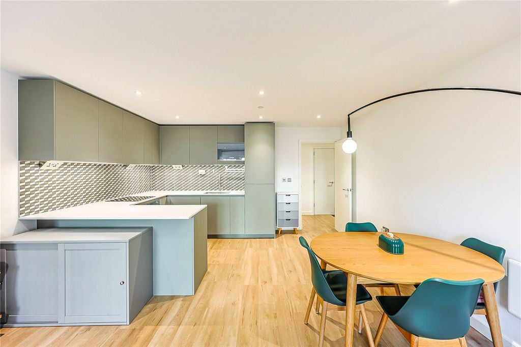 Property photo 3 of 25 Picture No. 10