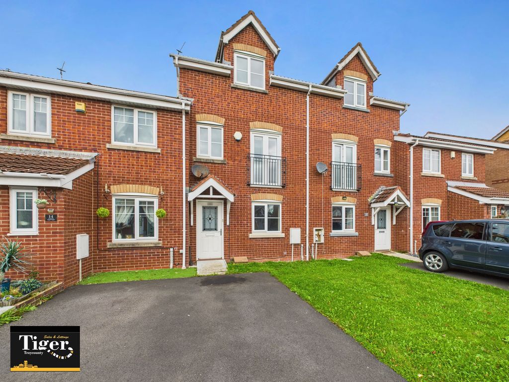 Property photo 1 of 20 Cam03440G0-Pr0434-Still031