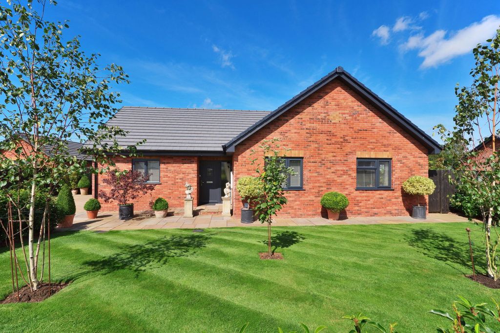 Property photo 1 of 23