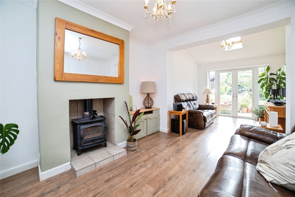 Property photo 2 of 19 Picture No. 22