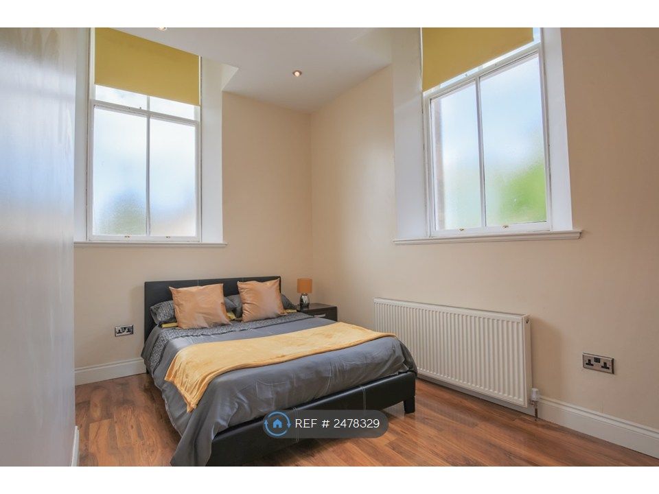 Property photo 2 of 22