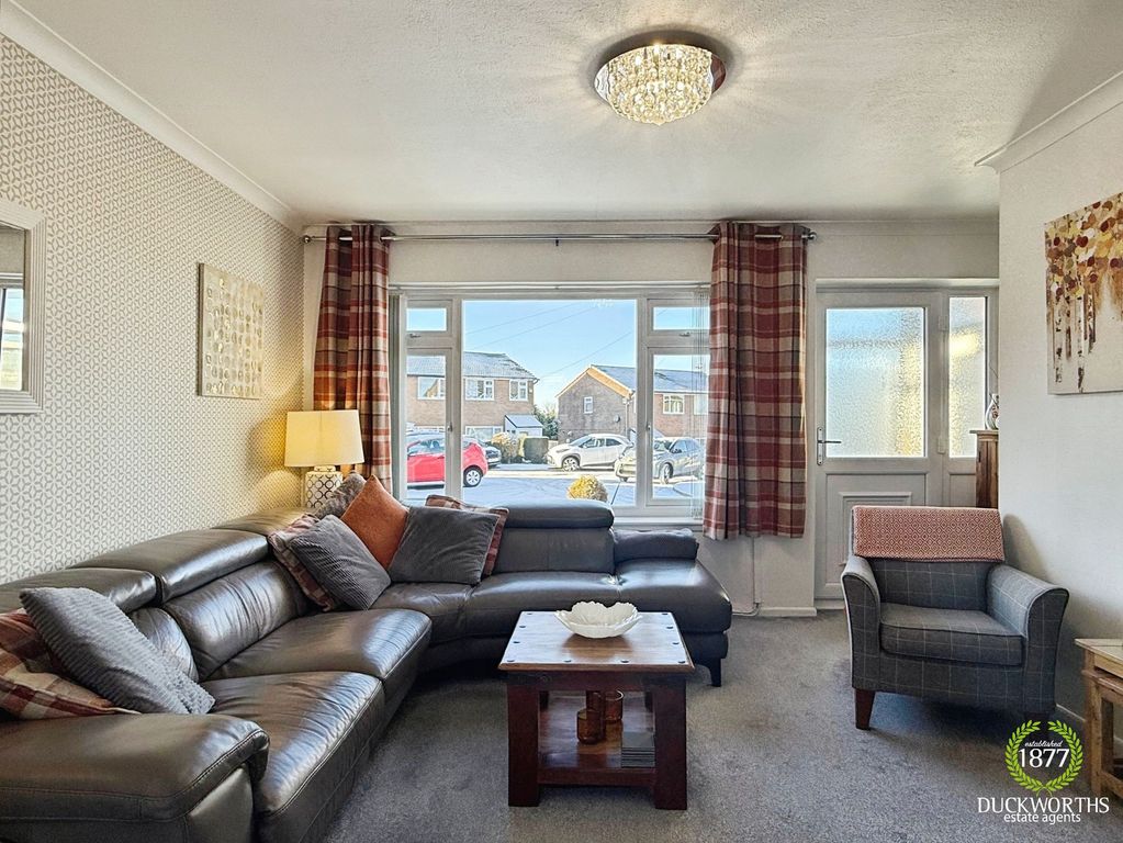 Property photo 3 of 23