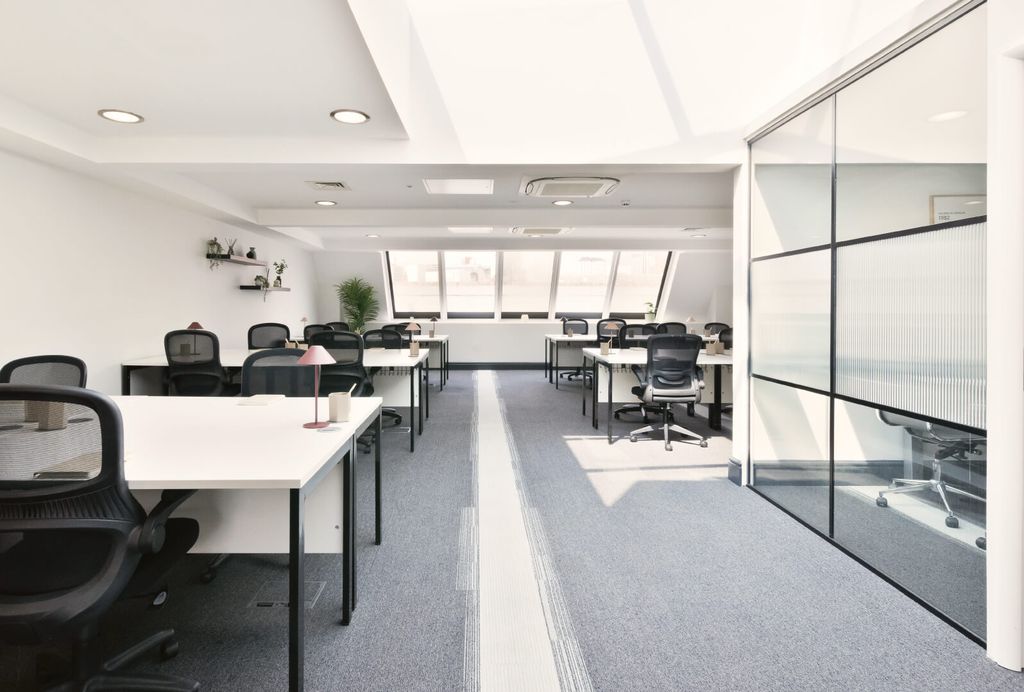 Property photo 1 of 13 Office