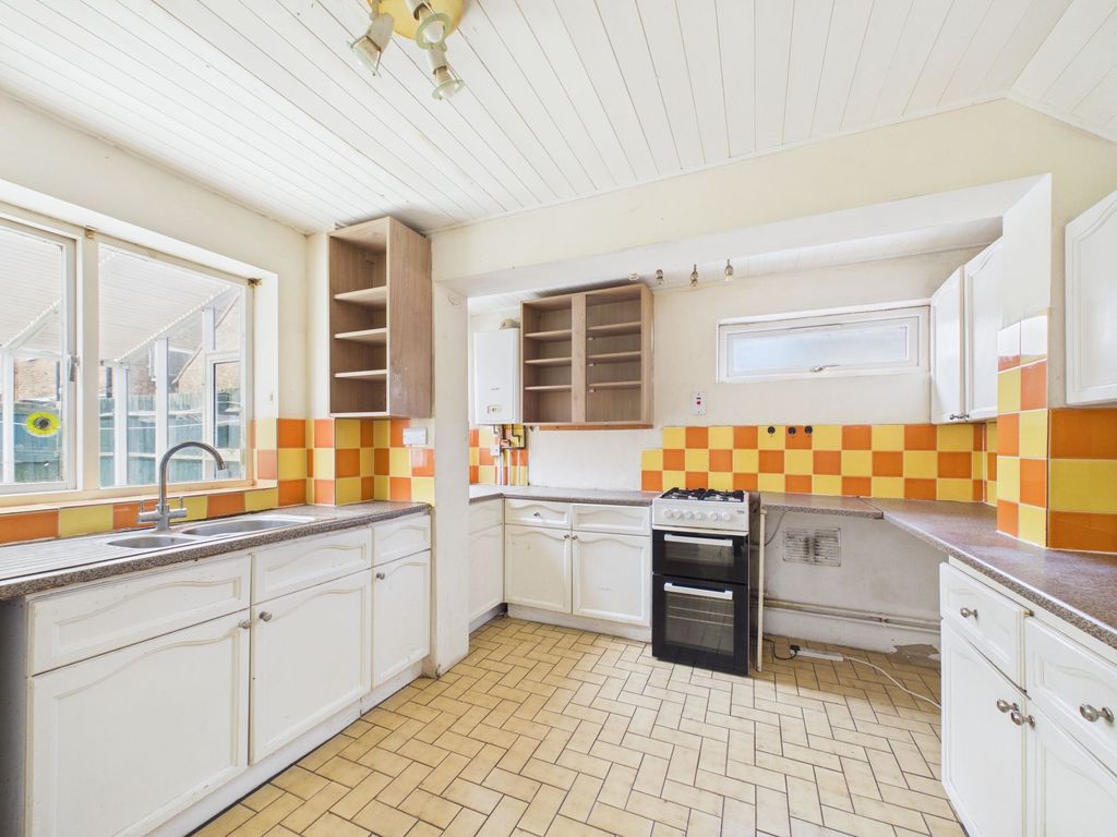 Property photo 3 of 22