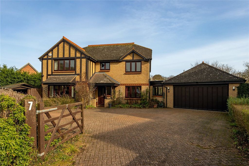 Property photo 1 of 18 Front