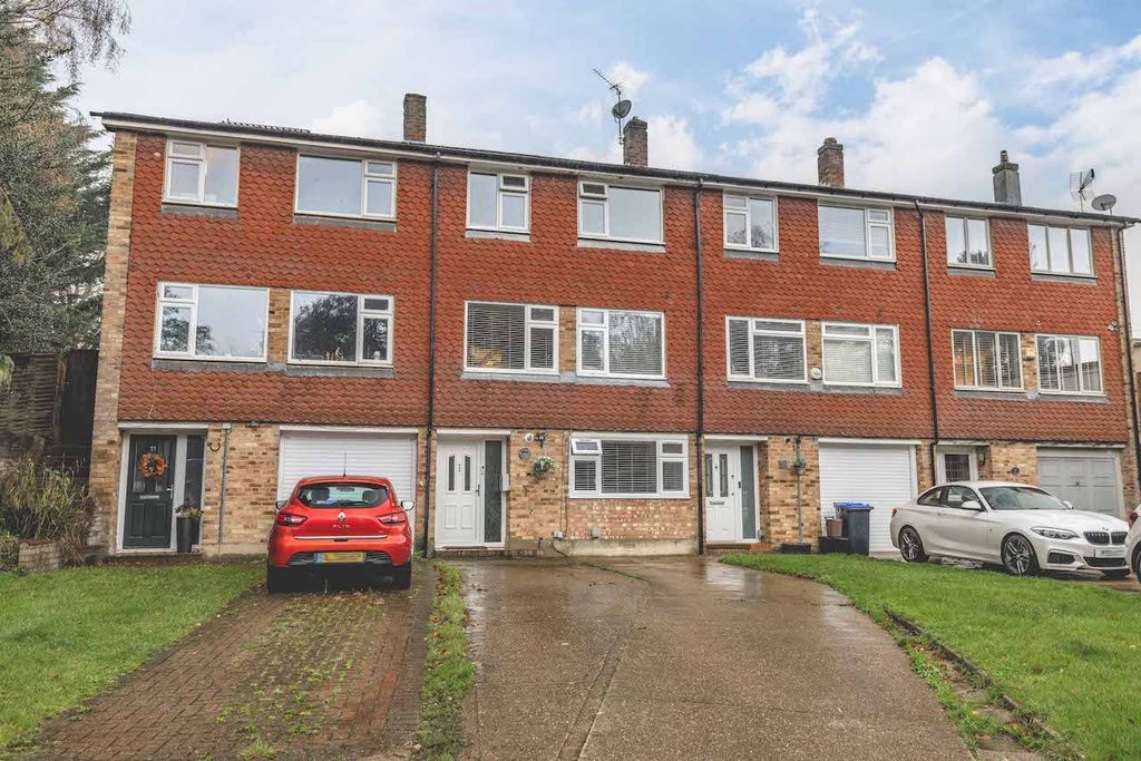 Property photo 1 of 19