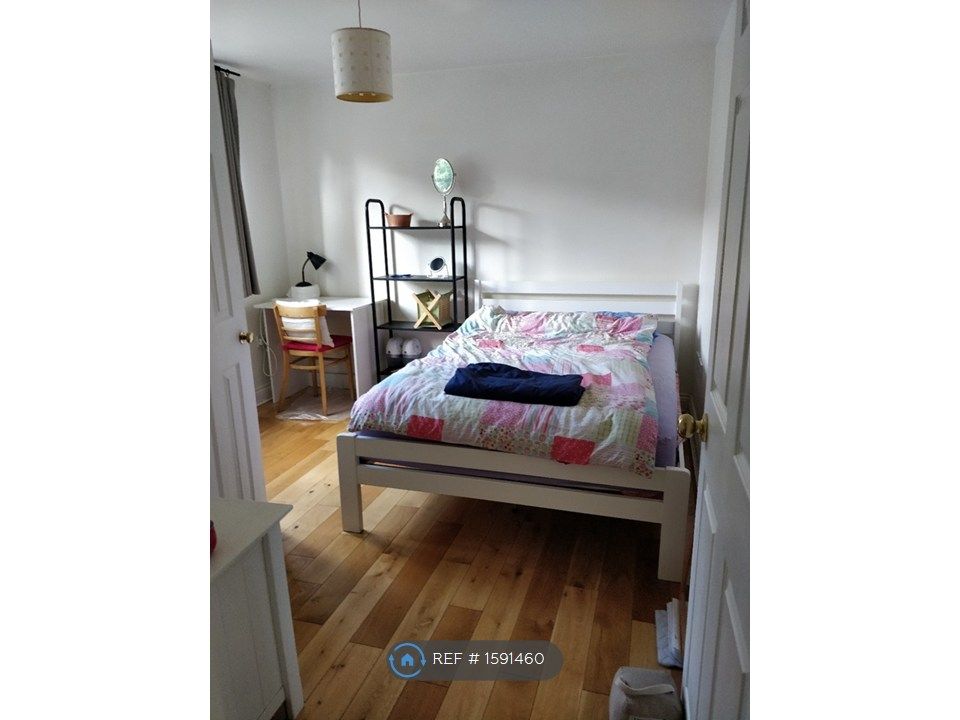 Property photo 1 of 9 The Smaller Bedroom