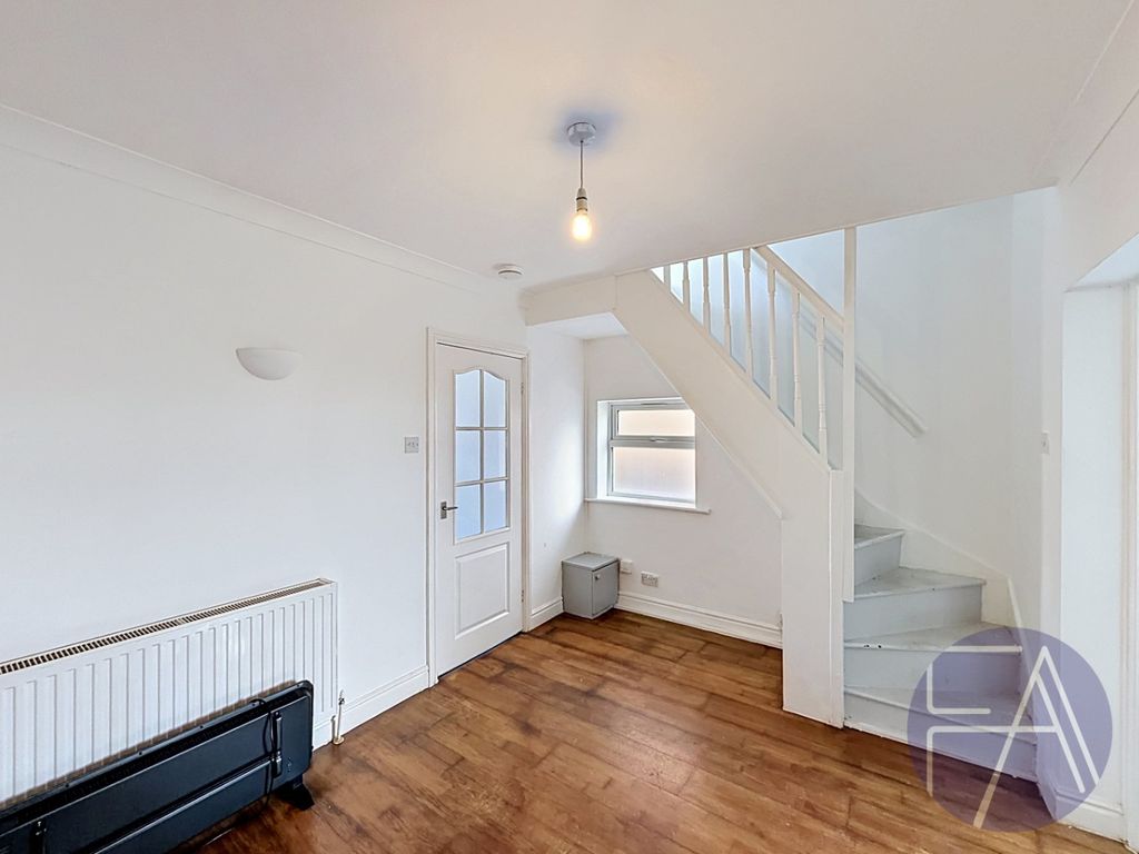 Property photo 2 of 12 5193554