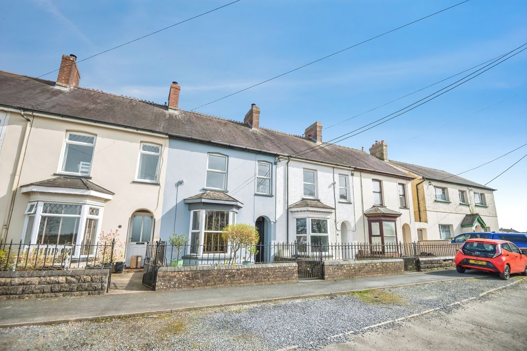 Property photo 1 of 17 Pbox-Img.Jpg