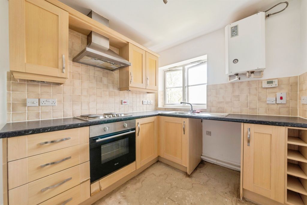 Property photo 3 of 18