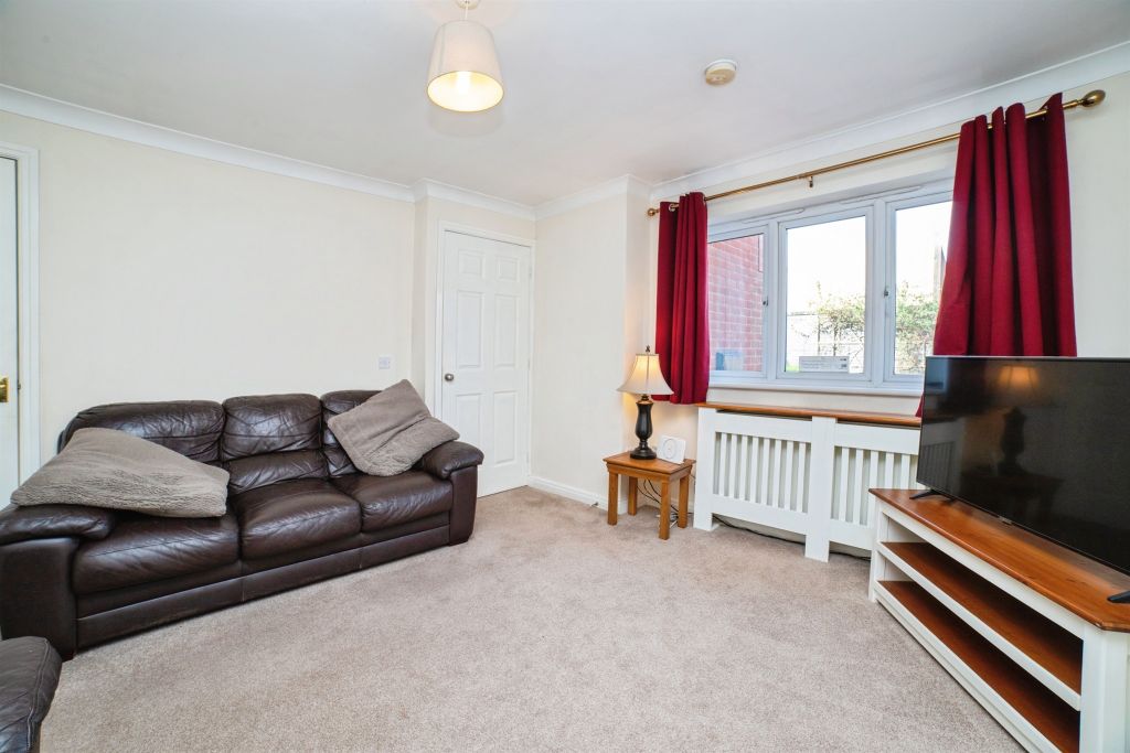 Property photo 3 of 19