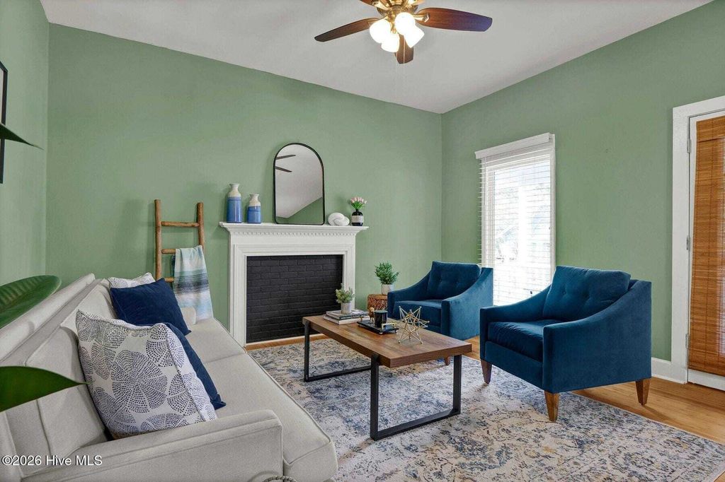 Property photo 2 of 25 <Alttext/>