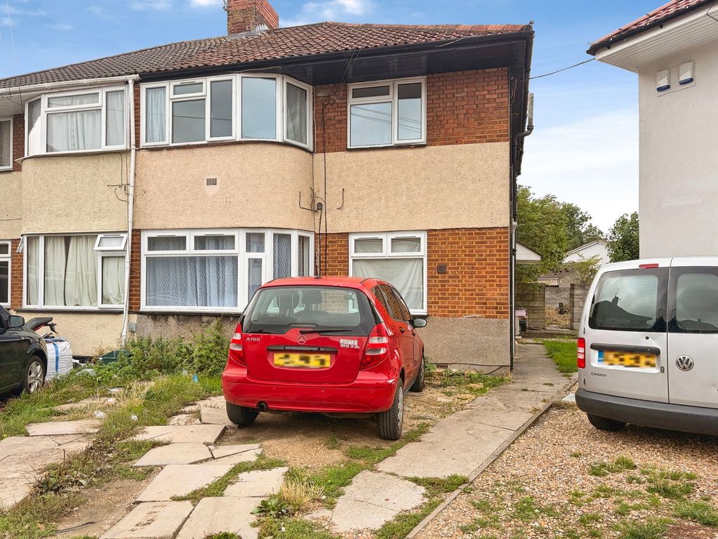 Property photo 1 of 11