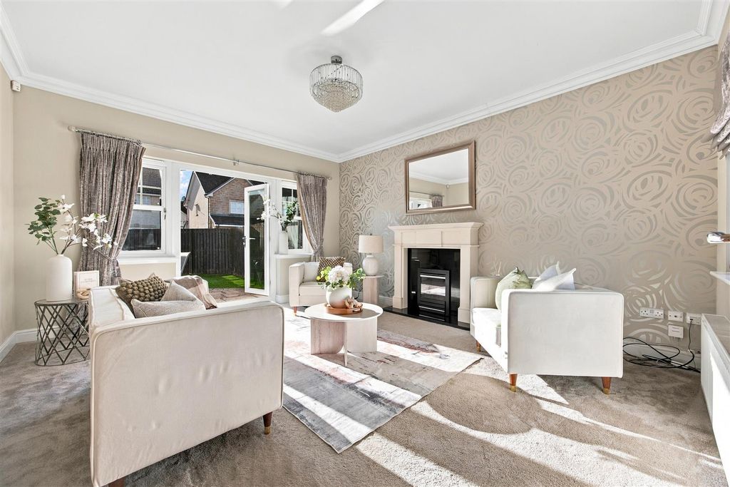 Property photo 2 of 31 05-15_The_Arches_View_Kirkintilloch_005.Jpg