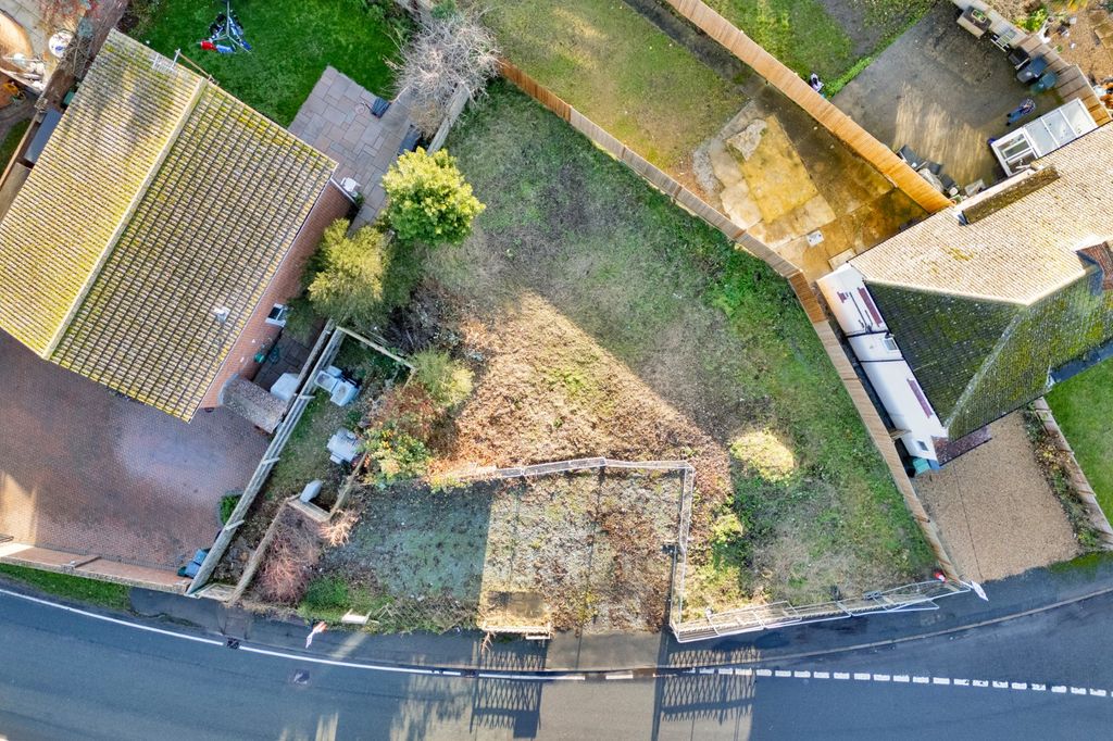 Property photo 3 of 17 Plot