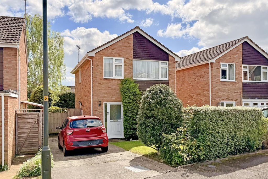 Property photo 1 of 30