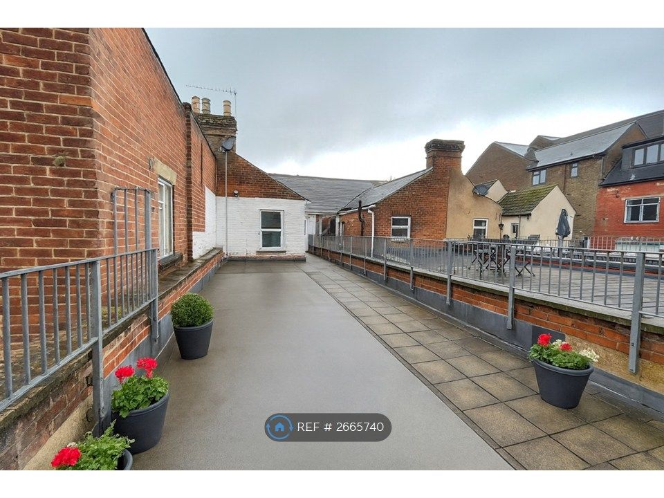 Property photo 2 of 5