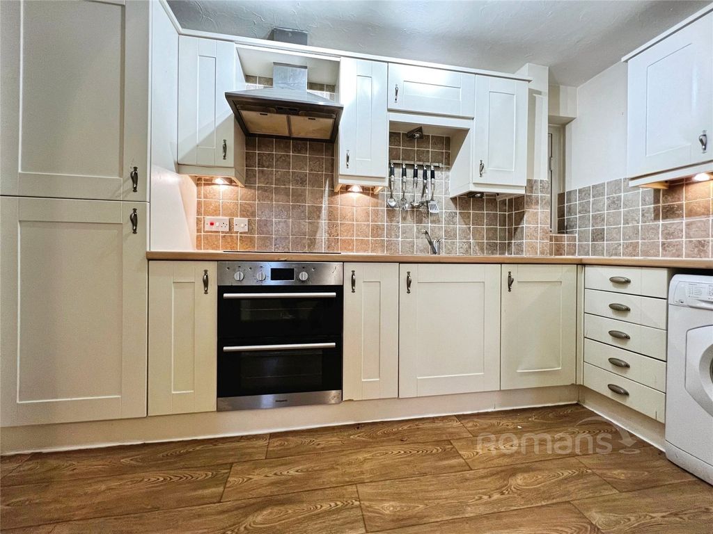 Property photo 2 of 13 Picture No. 07