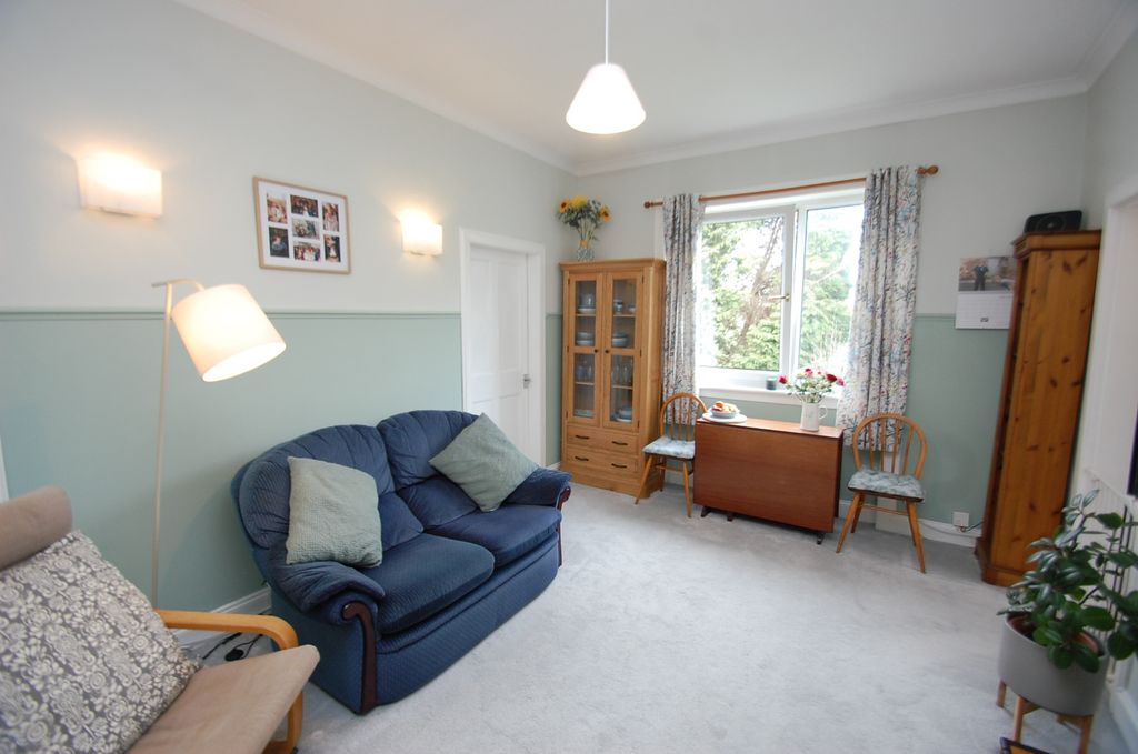 Property photo 2 of 20 5016962