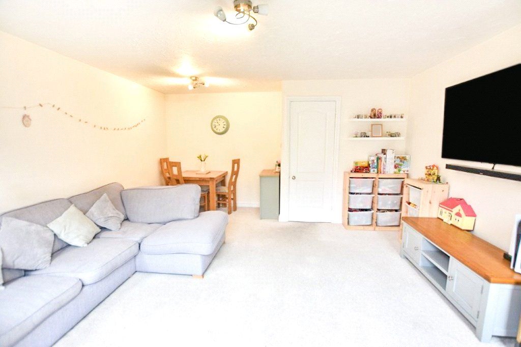 Property photo 2 of 11 Picture No. 31