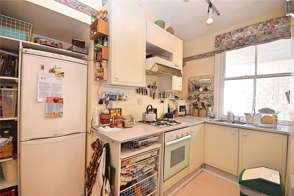 Property photo 3 of 21 Picture No. 04