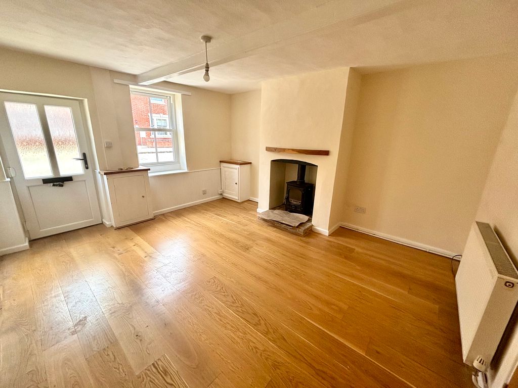 Property photo 3 of 12 Image