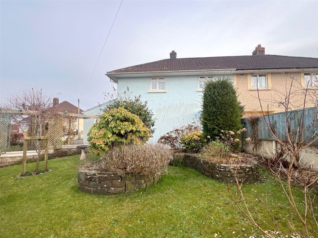 Property photo 1 of 32 Picture No. 29