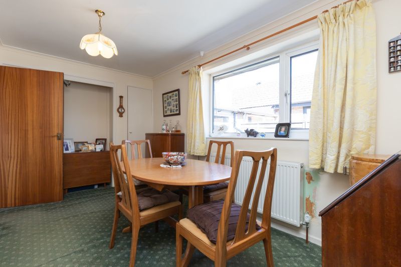 Property photo 3 of 10 Dining Room